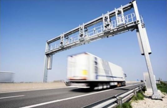 Controle kilometerheffing aan de hand van camera's boven de weg.